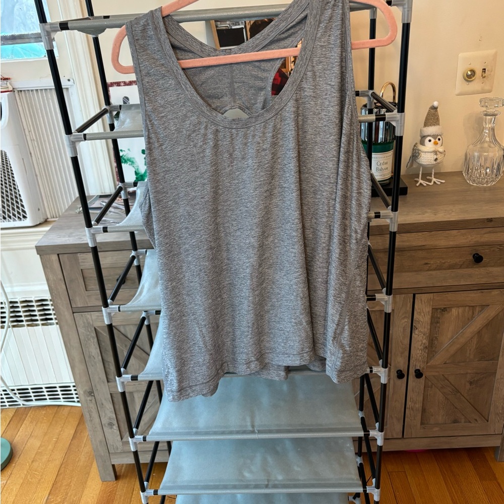 Athleta Gray Sleeveless Relaxed Tank Top